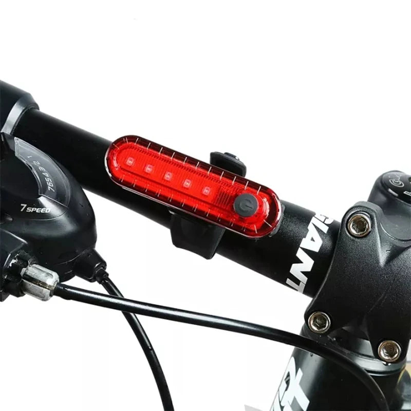 2 peças - Lanternas traseiras da bicicleta usb recarregável, 220mah led à prova d´água.